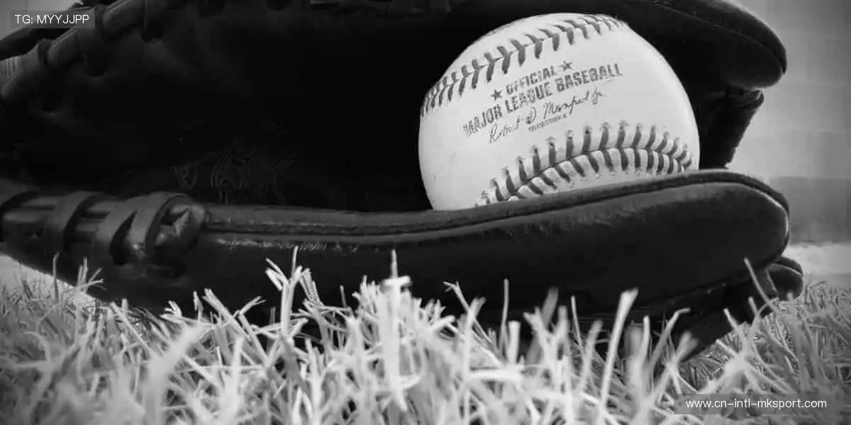 🎉【互动狂欢】弹幕刷屏，竞猜赢取球星签名！